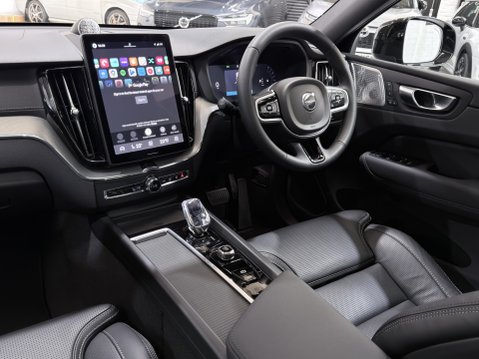 Volvo XC60 B5 ULTRA BLACK EDITION AWD 33