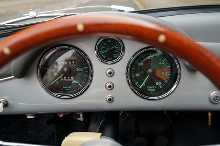 Porsche 356 Speedster 24