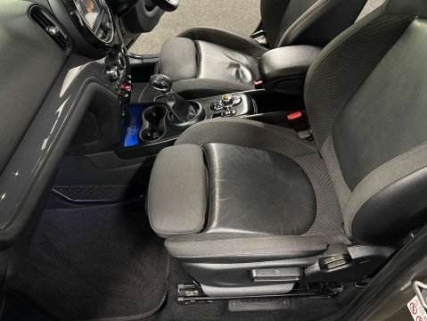 Mini Countryman 1.5 Countryman Cooper Auto 5dr 45