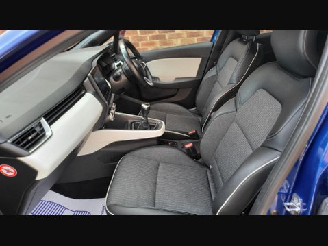 Renault Clio TECHNO TCE 27
