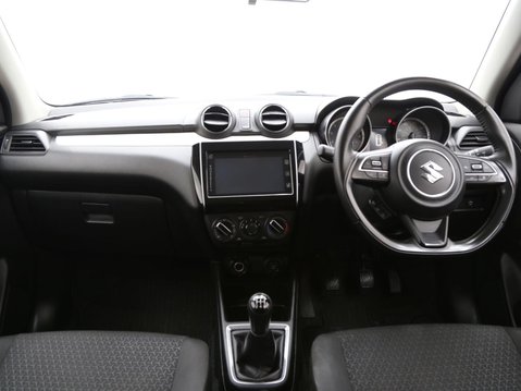 Suzuki Swift 1.2 Dualjet MHEV SZ-L Euro 6 (s/s) 5dr 9