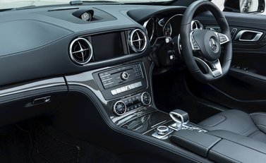 Mercedes-Benz SL Class SL63 16