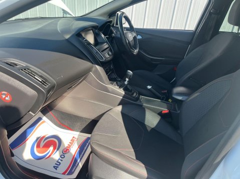 Ford Focus 1.5 TDCi ST-Line Euro 6 (s/s) 5dr 4