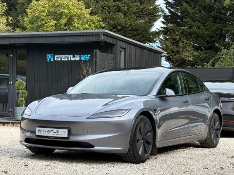 2025 Tesla Model 3
