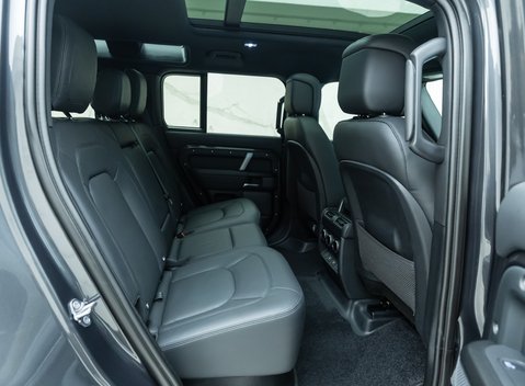 Land Rover Defender 110 V8 Carpathian Edition 14