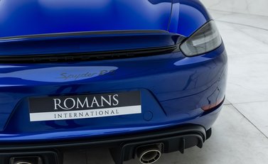 Porsche 718 Spyder RS 30