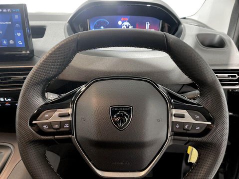 Peugeot e-Rifter 52kWh GT Standard MPV 5dr Electric Auto (7.4kW Charger) (136 ps) 13
