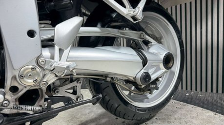 BMW K1200S K1200S 2007 FULL LUGGAGE, MOT, DELKEVIC EXHAUST TOURER 25