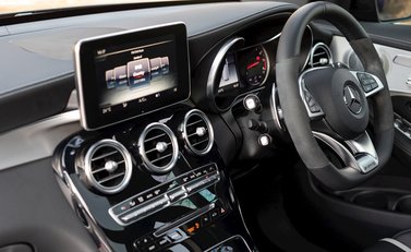 Mercedes-Benz GLC 63 S 4Matic 16