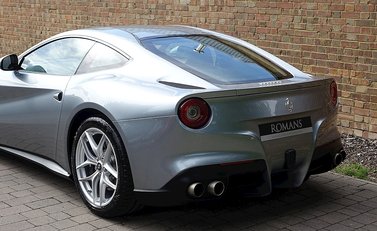 Ferrari F12 Berlinetta 9