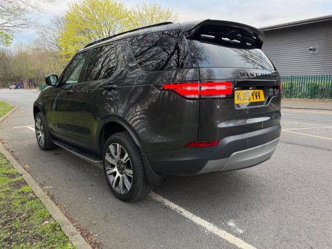 Land Rover Discovery 3.0 SD V6 HSE SUV 5dr Diesel Auto 4WD Euro 6 (s/s) (306 ps) 10