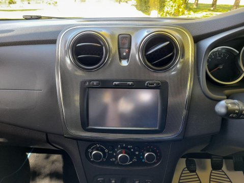 Dacia Sandero Stepway 0.9 TCe Laureate Euro 6 (s/s) 5dr 21