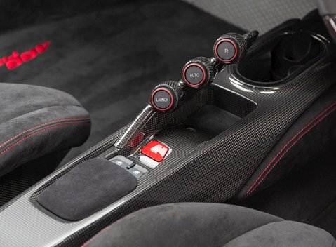 Ferrari 488 Pista 16