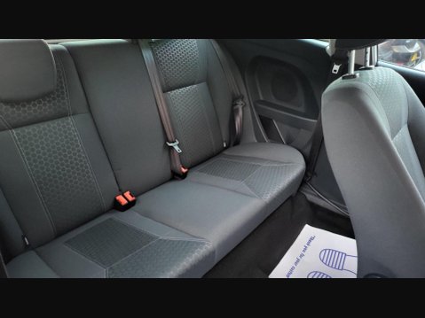 Ford Fiesta ZETEC 17