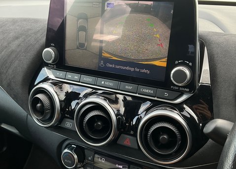 Nissan Juke TEKNA PLUS 23