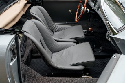 Porsche 356 Speedster 31