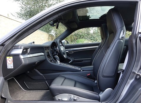 Porsche 911 (991) Carrera 4S 9