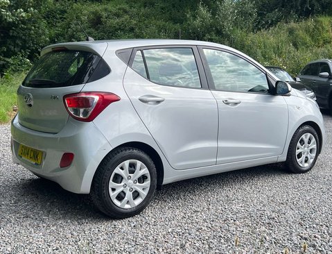 Hyundai i10 1.0 I10 SE 5dr 9