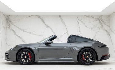 Porsche 911 Targa 4 GTS (992) 3