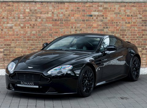 Aston Martin V12 Vantage S 6