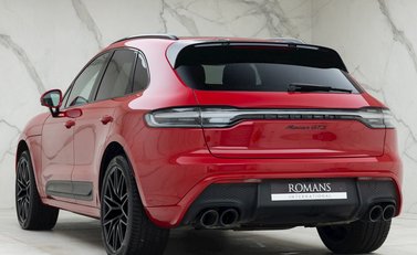 Porsche Macan GTS 3