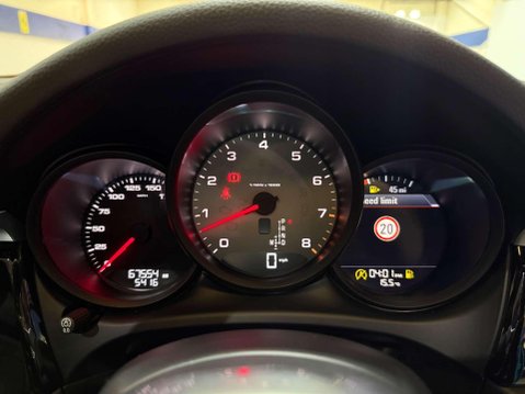 Porsche Macan 3.0T V6 S SUV 5dr Petrol PDK 4WD Euro 6 (s/s) (354 ps) 36