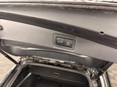 Toyota Corolla 1.8 VVT-h Excel Touring Sports CVT Euro 6 (s/s) 5dr 34