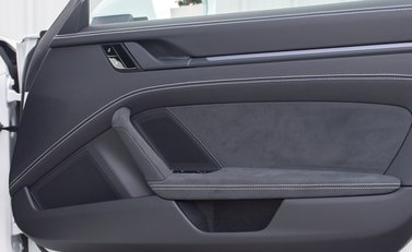 Porsche 911 (992) GT3 18
