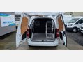 Toyota Proace City design L1 H1 SWB 1.5d 100ps eu6 nav 6 Speed 23
