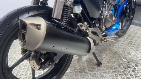 Lexmoto Isca 2020 ONLY 6K, NEW MOT, LEARNER BIKE 125CC NAKED 21