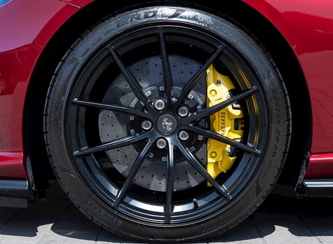 Ferrari 812 Superfast 10