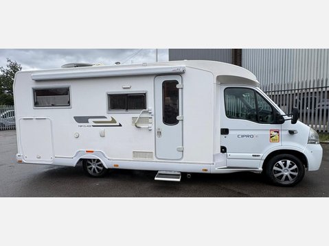 Renault Master 2.5 CI CIPRO 85 TOP-CLASS 4 BERTH AUTOMATIC MOTORHOME 2