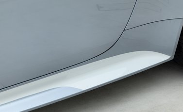 Aston Martin V12 Vantage S 26