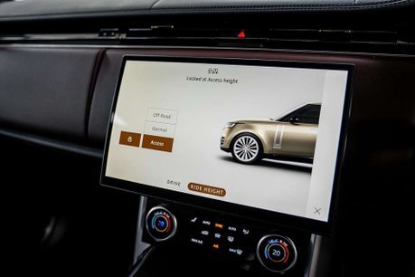 Land Rover Range Rover 3.0 P400 MHEV HSE SUV 5dr Petrol Auto 4WD Euro 6 (s/s) (400 ps) 36