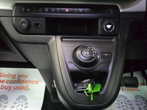 Peugeot Traveller 2.0 BlueHDi Allure Standard MPV EAT6 MWB Euro 6 (s/s) 5dr 25