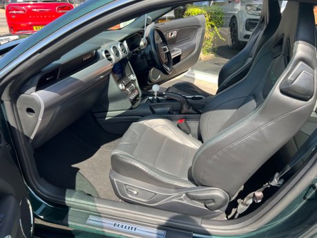 Ford Mustang BULLITT 41