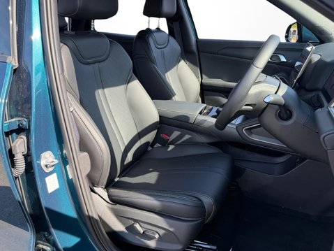 BYD Atto 2 1.5 Phev Dm-i Boost Au 19