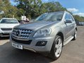 Mercedes-Benz M Class 3.0 ML300 CDI V6 BlueEfficiency Sport SUV 5dr Diesel G-Tronic 4WD Euro 5 (2 3