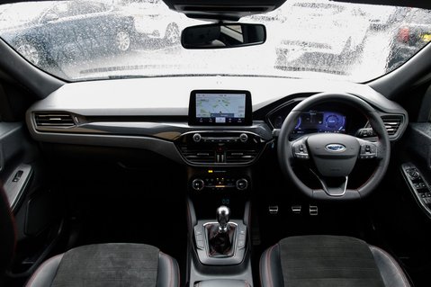 Ford Kuga ST-LINE EDITION ECOBLUE 3