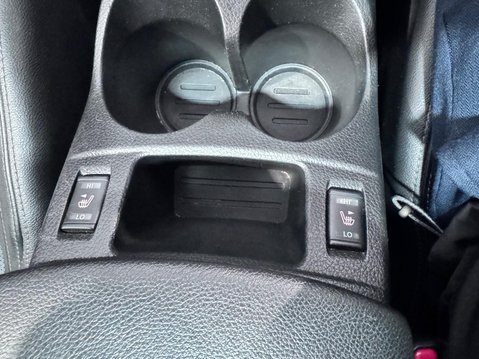 Nissan Qashqai 1.2 DIG-T Tekna 2WD Euro 5 (s/s) 5dr 20