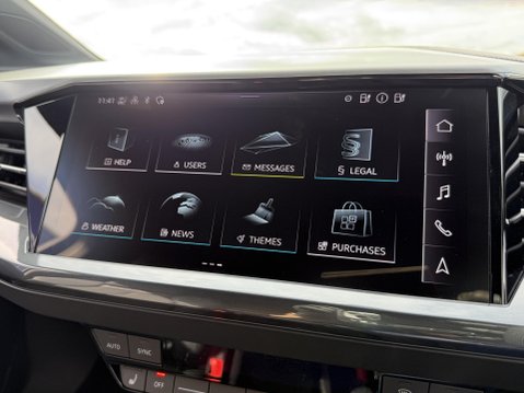 Audi Q4 40 S line SUV 5dr Electric Auto 82kWh (204 ps) 42