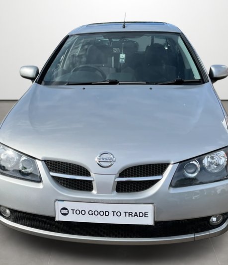 Nissan Almera 1.8 16v SXE 5dr