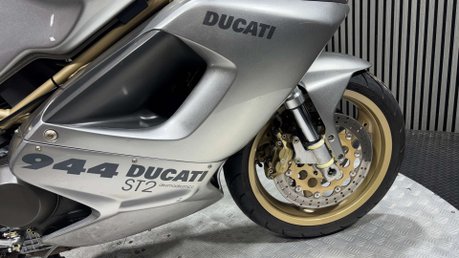 Ducati ST2 944 1998 37K MOT JULY 2027 PANNIERS VERY CLEAN TOURER 15