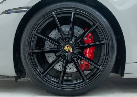 Porsche 911 Carrera 4S (992) 