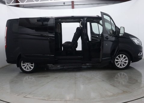 Ford Tourneo Custom 2.0 Tourneo Custom 320 Titanium EcoBlue Auto L2 4dr 50