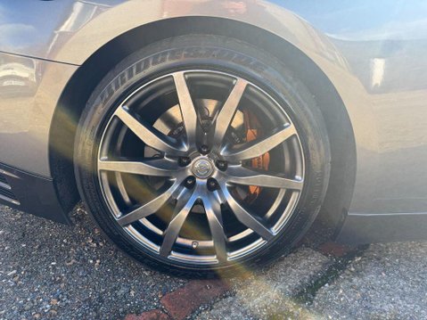 Nissan GT-R 3.8 V6 Premium Edition Coupe 2dr Petrol Auto 4WD Euro 5 (550 ps) 26