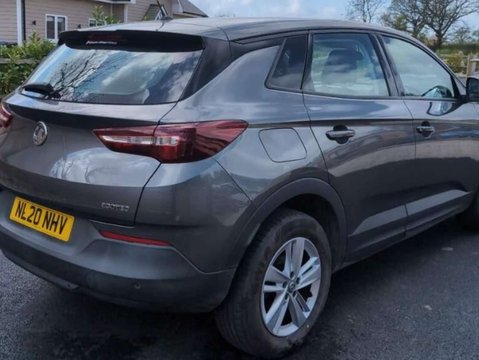 Vauxhall Grandland X 1.2 Grandland X SE T 5dr 3