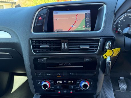 Audi Q5 2.0 TDI S line Plus SUV 5dr Diesel Manual quattro Euro 6 (s/s) (190 ps) 19