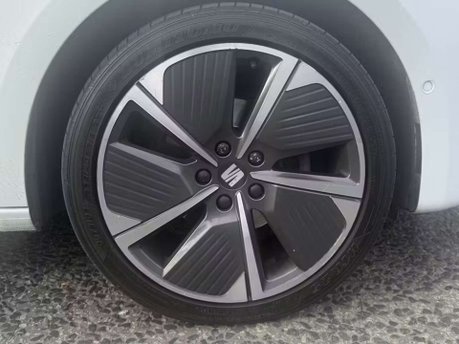SEAT Leon 1.5 eTSI MHEV XCELLENCE Lux Hatchback 5dr Petrol Hybrid DSG Euro 6 (s/s) (1 10