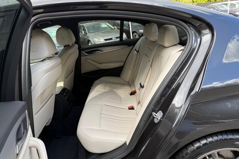 BMW 5 Series 520D M SPORT - RARE SOPHISTO GREY WITH IVORY LEATHER INTERIOR  31